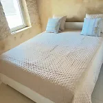 Villa En Pierre Bicas